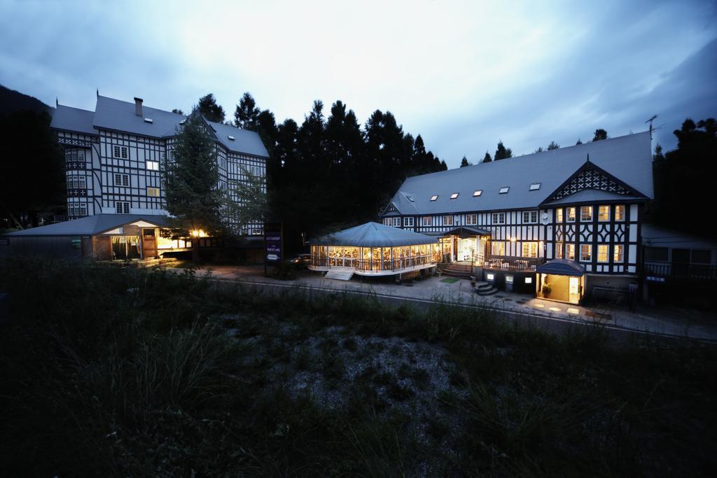Hakuba Sun Valley Hotel Екстериор снимка